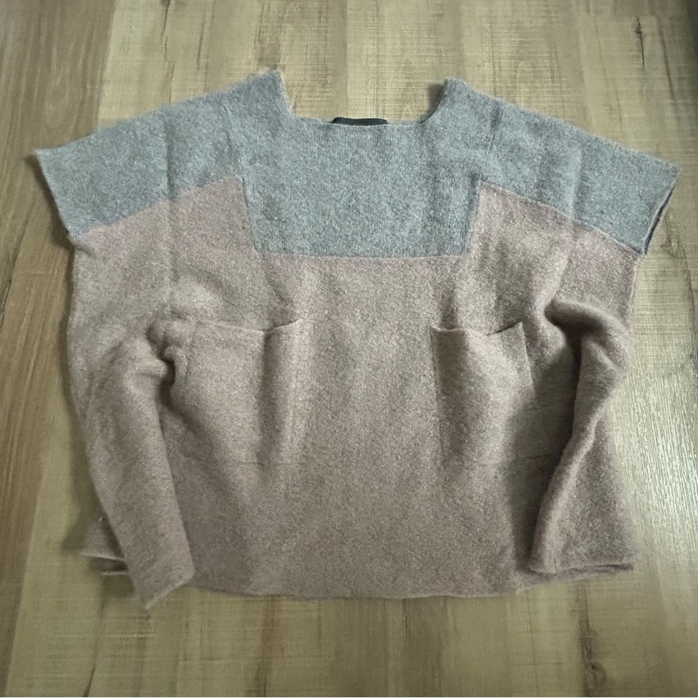 The Elder Statesman Women's Two-Tone Sweater Poncho